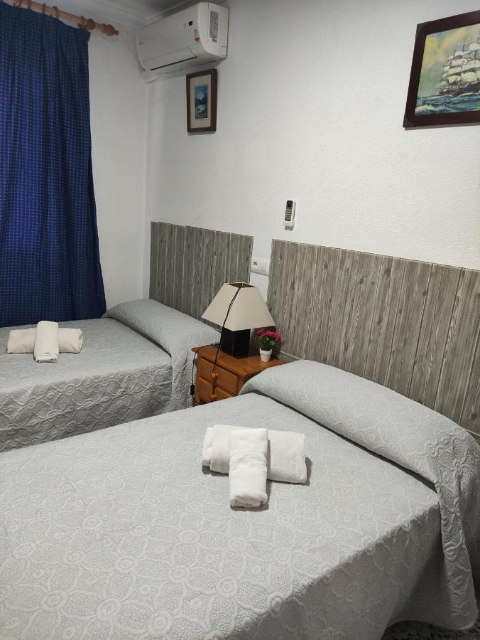 Hostal Restaurante Bar Cafeteria La Melchora Posadas Kültér fotó