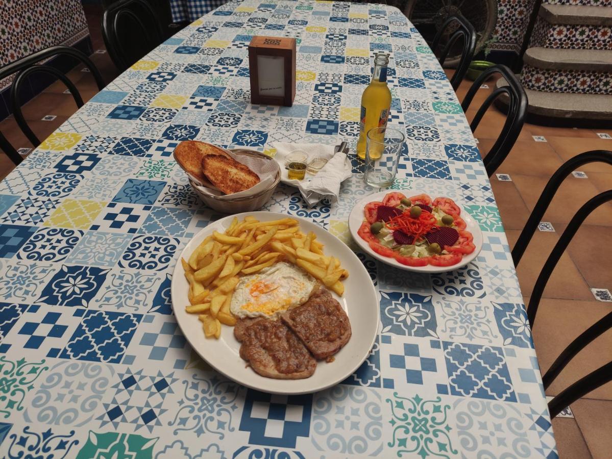 Hostal Restaurante Bar Cafeteria La Melchora Posadas Kültér fotó