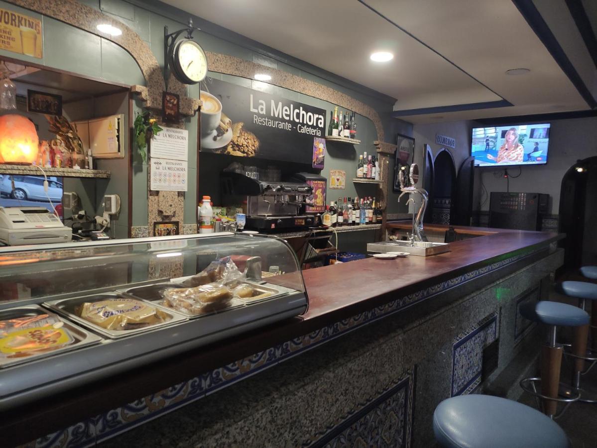 Hostal Restaurante Bar Cafeteria La Melchora Posadas Kültér fotó