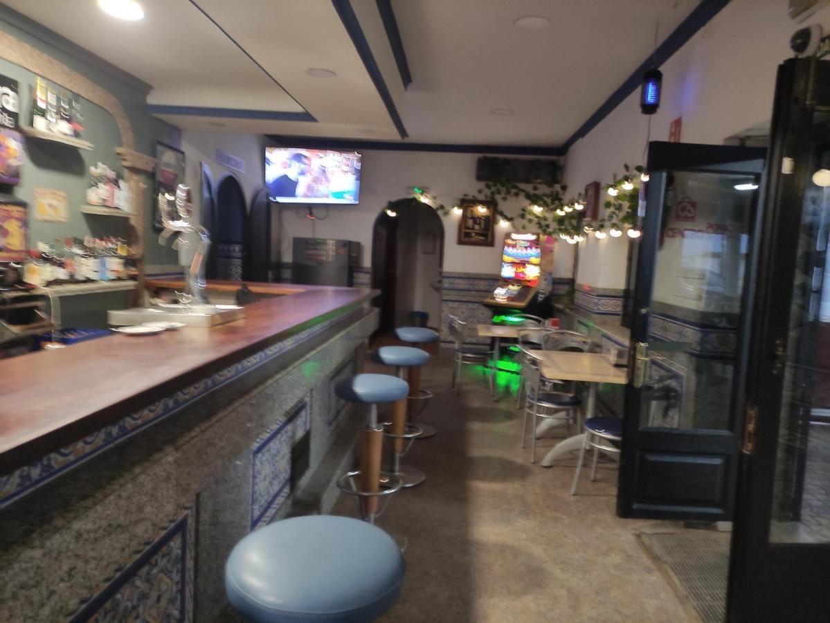 Hostal Restaurante Bar Cafeteria La Melchora Posadas Kültér fotó