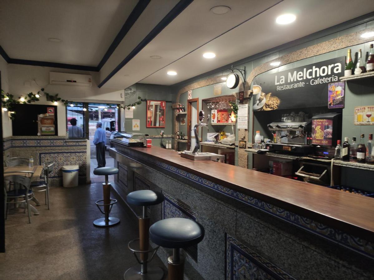Hostal Restaurante Bar Cafeteria La Melchora Posadas Kültér fotó